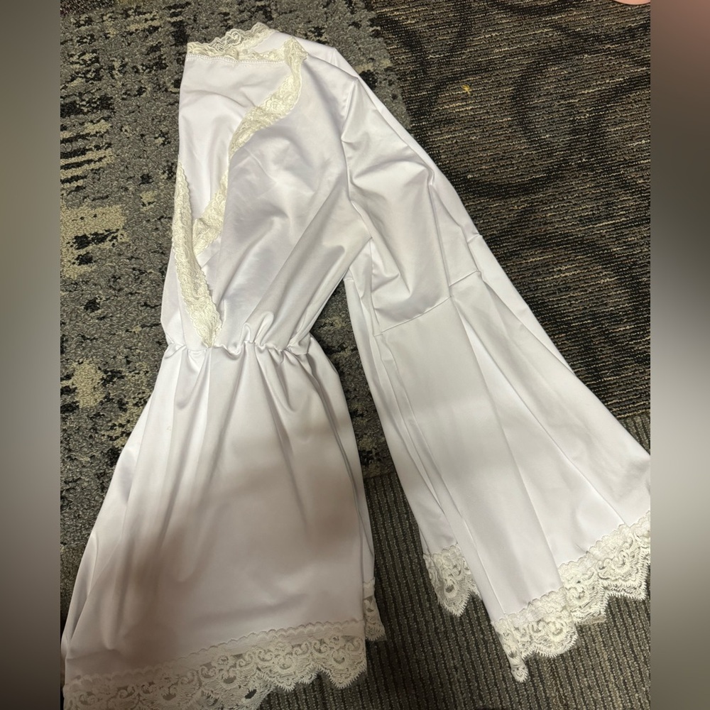 Women’s white romper - Picture 3 of 3